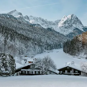 - Seehaus Riessersee Garmisch-Partenkirchen